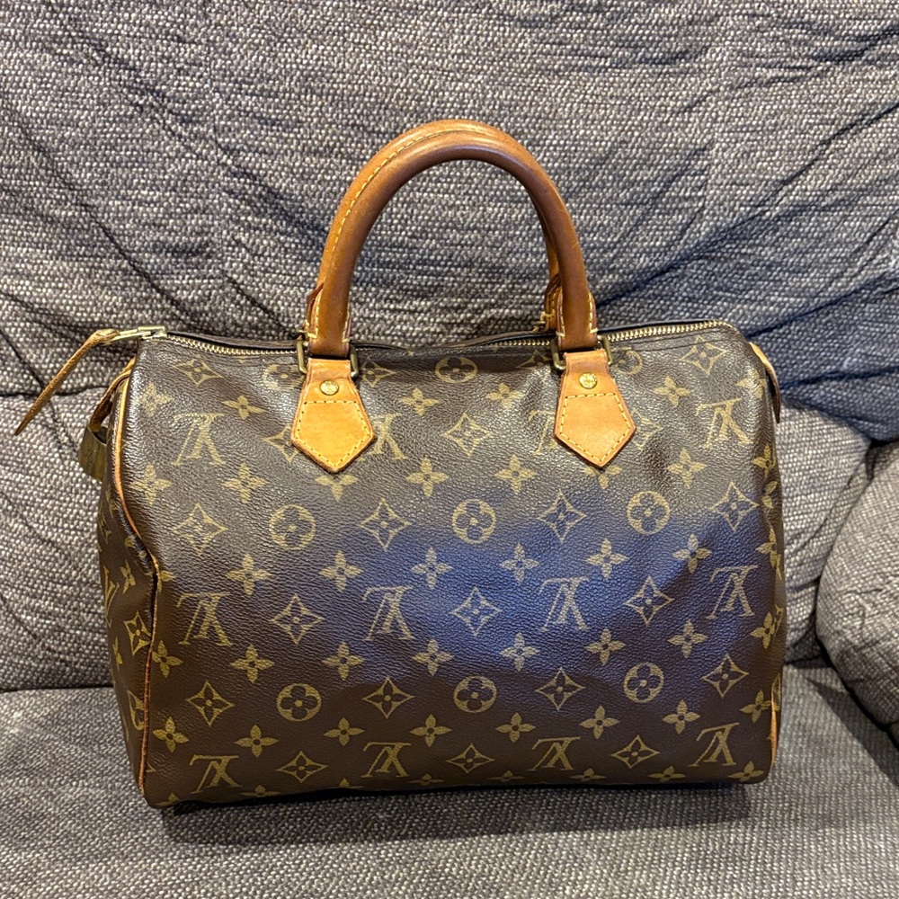 Louis Vuitton Speedy 30 Monogram Canvas  Bag - Picture 3 of 16